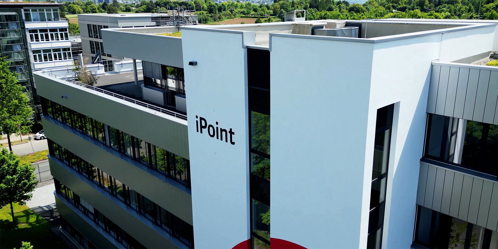 Confident modernisation through the iPoint-NashTech partnership case study